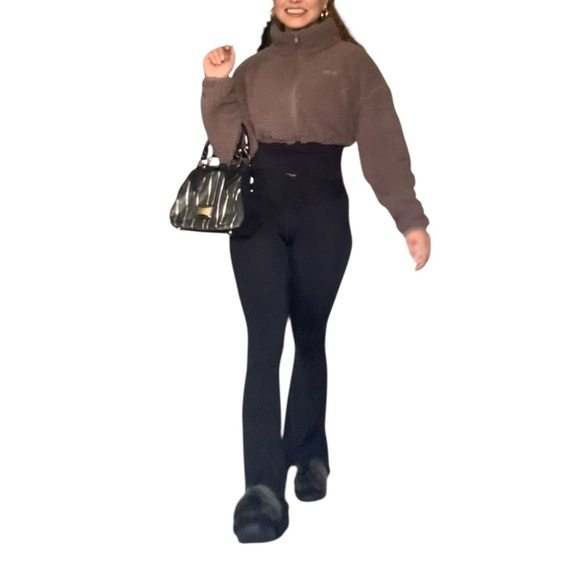 SKIMS Teddy Zip-Up Cropped Jacket | Size XS - Picture 8 of 14